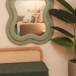 Апартаменты The Liston Nook- Cofinetta